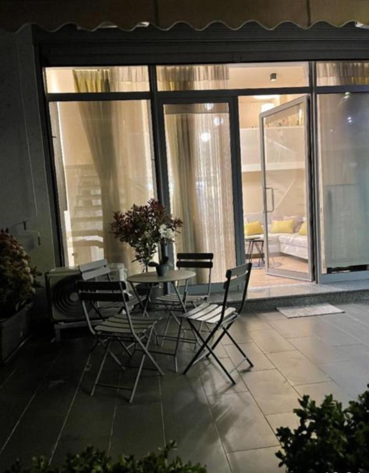 Lovely Apartment In Pogradec City With A Lake View Exterior photo